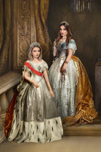 Load image into Gallery viewer, The second Universal Group of women portrait - PopArtYouShop