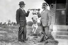 Load image into Gallery viewer, Dog grip retro pet portrait