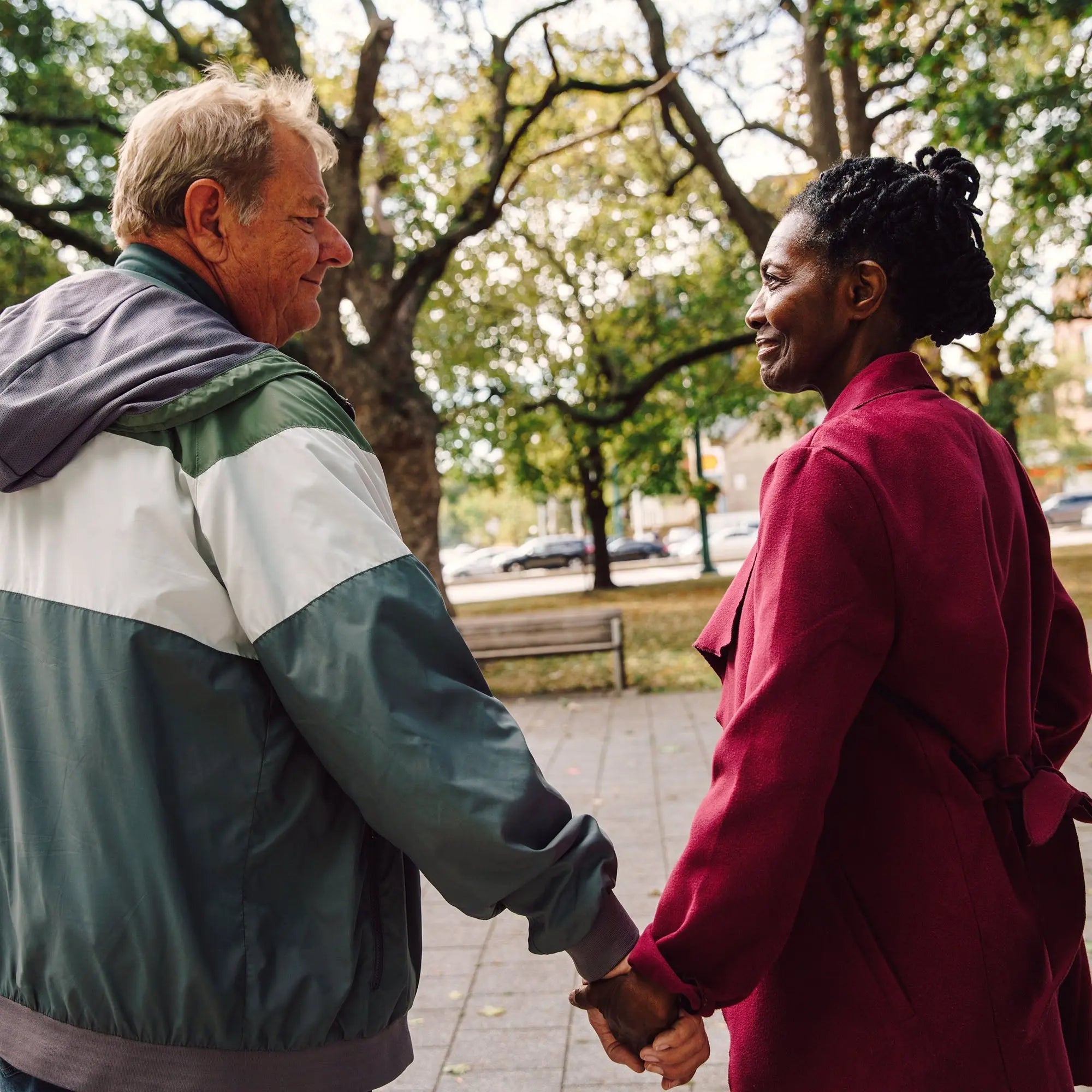 15-Best-Anniversary-Gifts-for-Parents-to-Surprise-Your-Mom-and-Dad PopArtYouShop