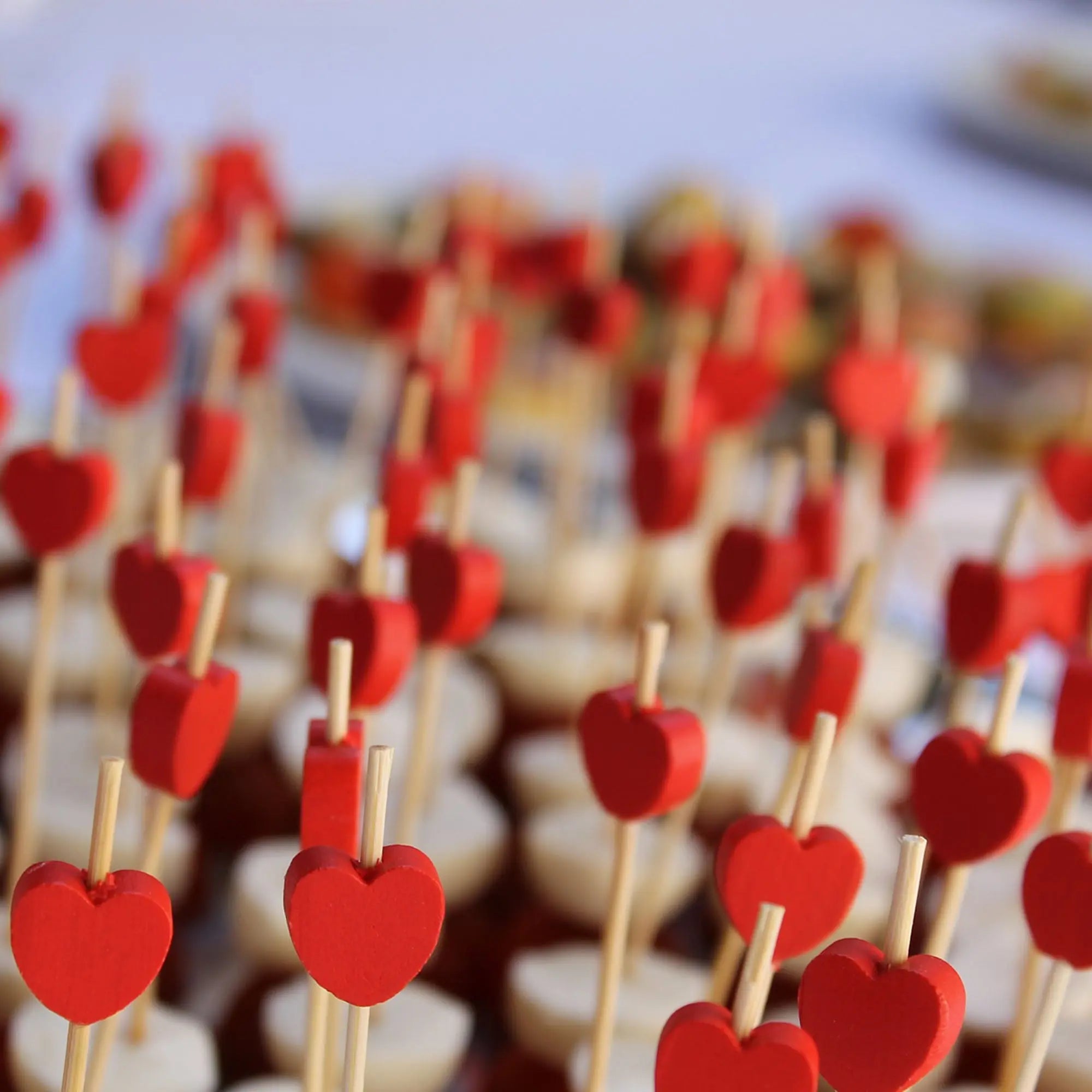 Valentine-s-day-gifts-for-friends-47-original-ideas PopArtYouShop